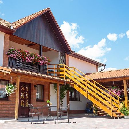Casa Paveios Hotel Oradea Bagian luar foto