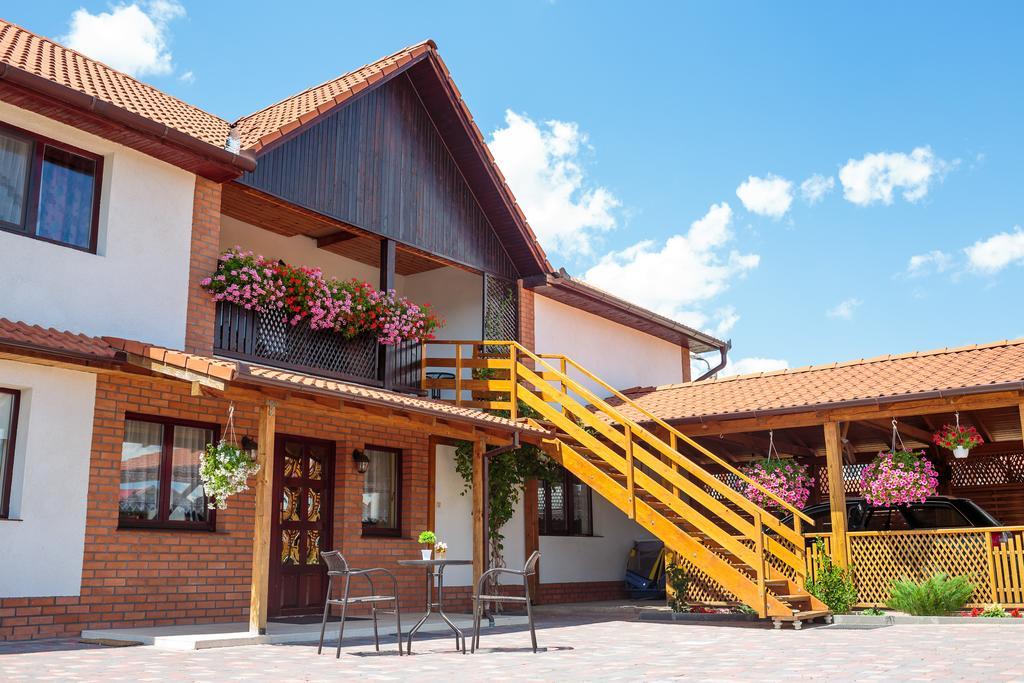 Casa Paveios Hotel Oradea Bagian luar foto