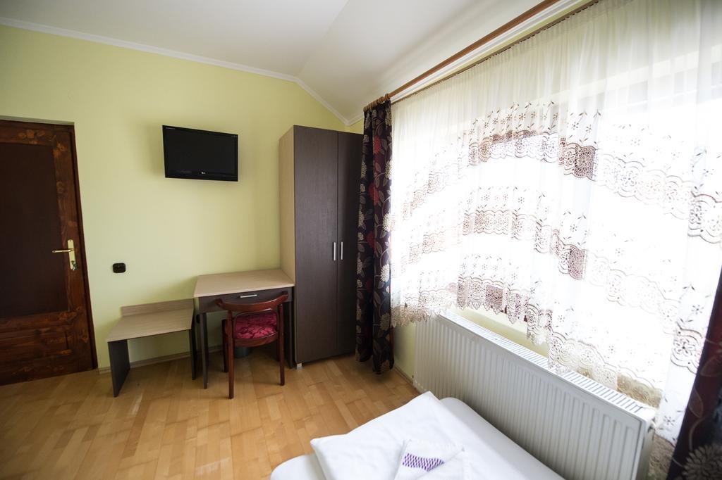 Casa Paveios Hotel Oradea Bagian luar foto